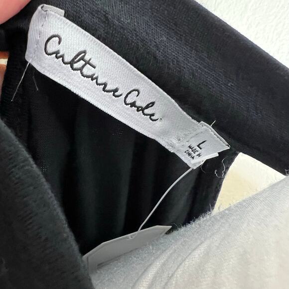 Culture Code Top LARGE Black Crochet Halter Jersey Knit Keyhole Flowy Chic NEW - Picture 10 of 11